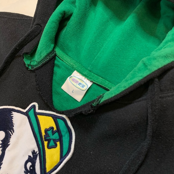 Fighting Irish Notre dame sweatshirt - Picture 4 of 4